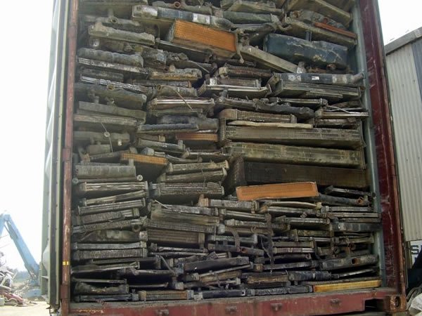 MIXED UNSWEATED AUTO RADIATORS SCRAP - Image 3